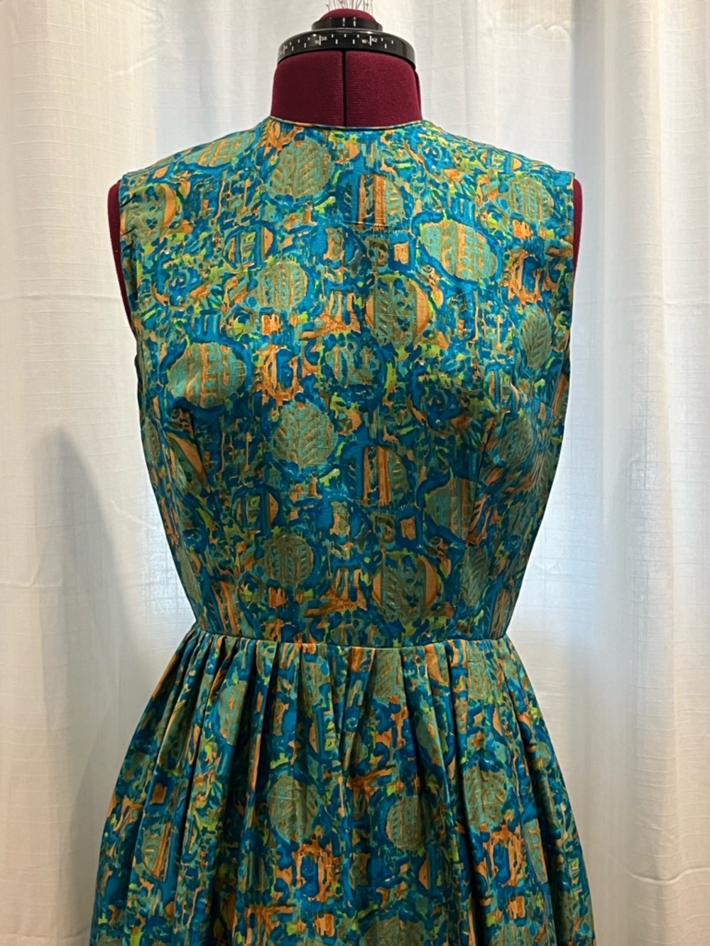 Vintage 1960s Simpsons-Sears Pure Silk Dress β Blue & Green Print - Picture 3 of 11